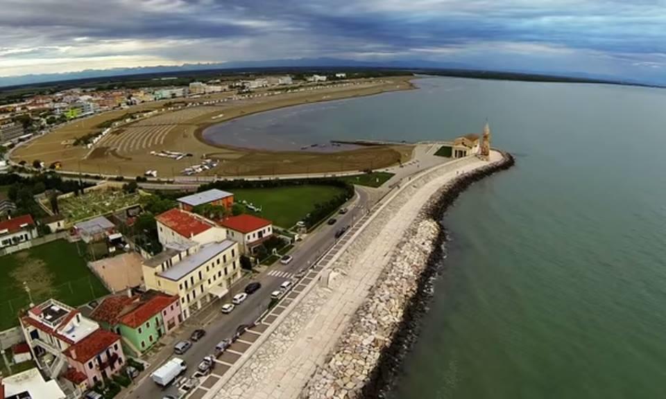 Hotel Fornaro Caorle Exterior photo